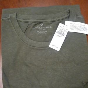 American Eagle XLT tee nwt